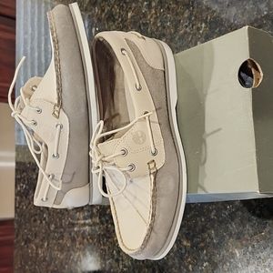 Boat shoes